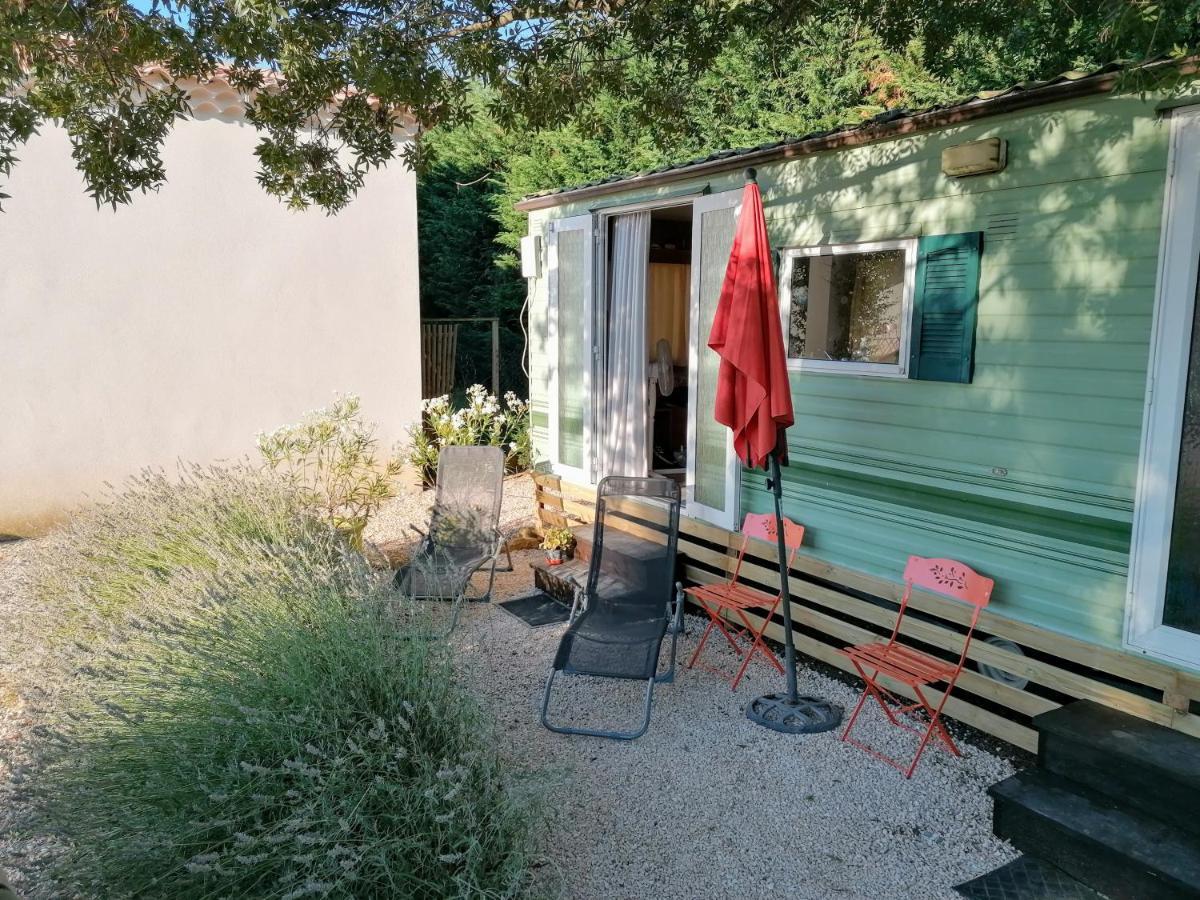 Bungalow Chez Gilly Boisset-et-Gaujac Luaran gambar